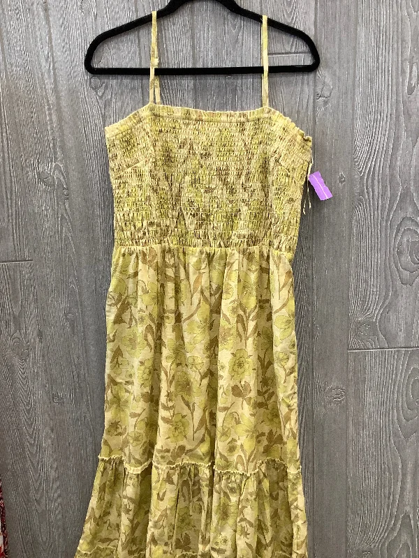 Dress Casual Maxi By Chelsea And Theodore In Yellow, Size: L Women's trendy maxi dresses sale