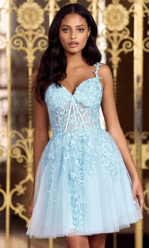 Sherri Hill 55107 - Laced Sweetheart Cocktail Dress Must-have party dresses for this season