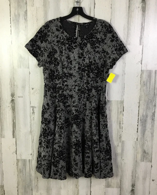 Dress Work By Torrid In Black & Grey, Size: Xl Earthy tone unclassified dresses